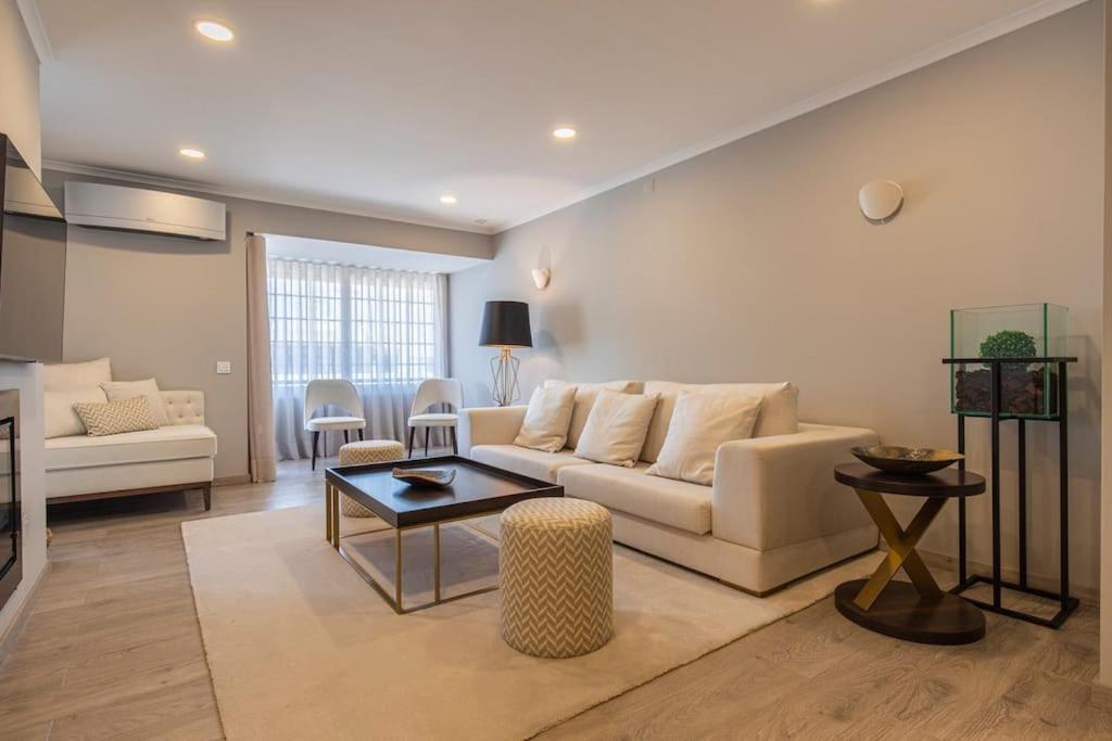 Seaview Luxury Apartment กาชไกช์ ภายนอก รูปภาพ
